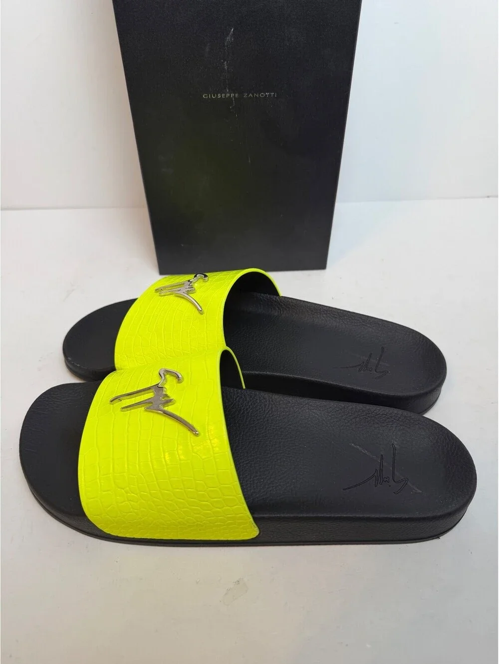 Giuseppe Zanotti Newburel Fluo Yellow Croc Size 12/45 New